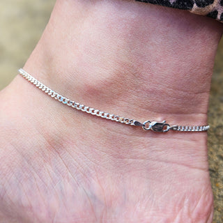 dainty curb anklet in sterling silver