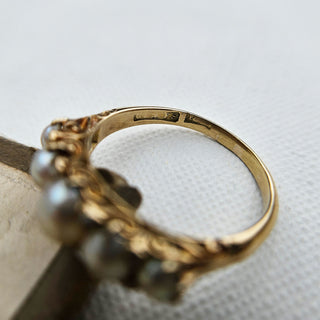 marks on vintage pearl ring
