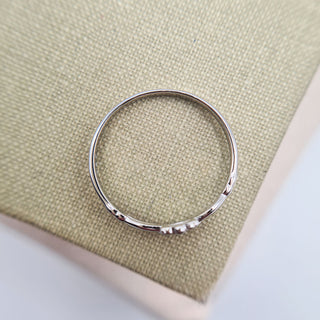 solid silver claddagh ring
