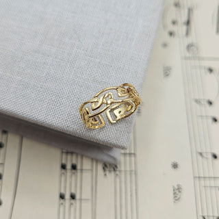 ladies celtic toe ring in 9ct gold