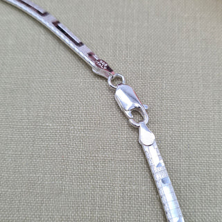 closed with a sturdy lobster clasp