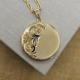 solid 9ct gold round locket