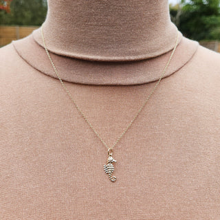 seahorse necklace in 9ct yellow gold