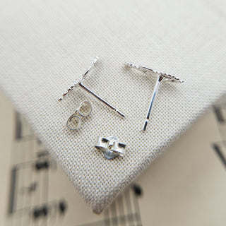 seahorse studs in 925 silver