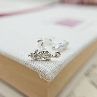seahorse earrings in silver
