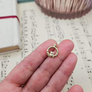 Small Gold Claddagh Pendant