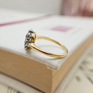 solid 18ct gold antique ring
