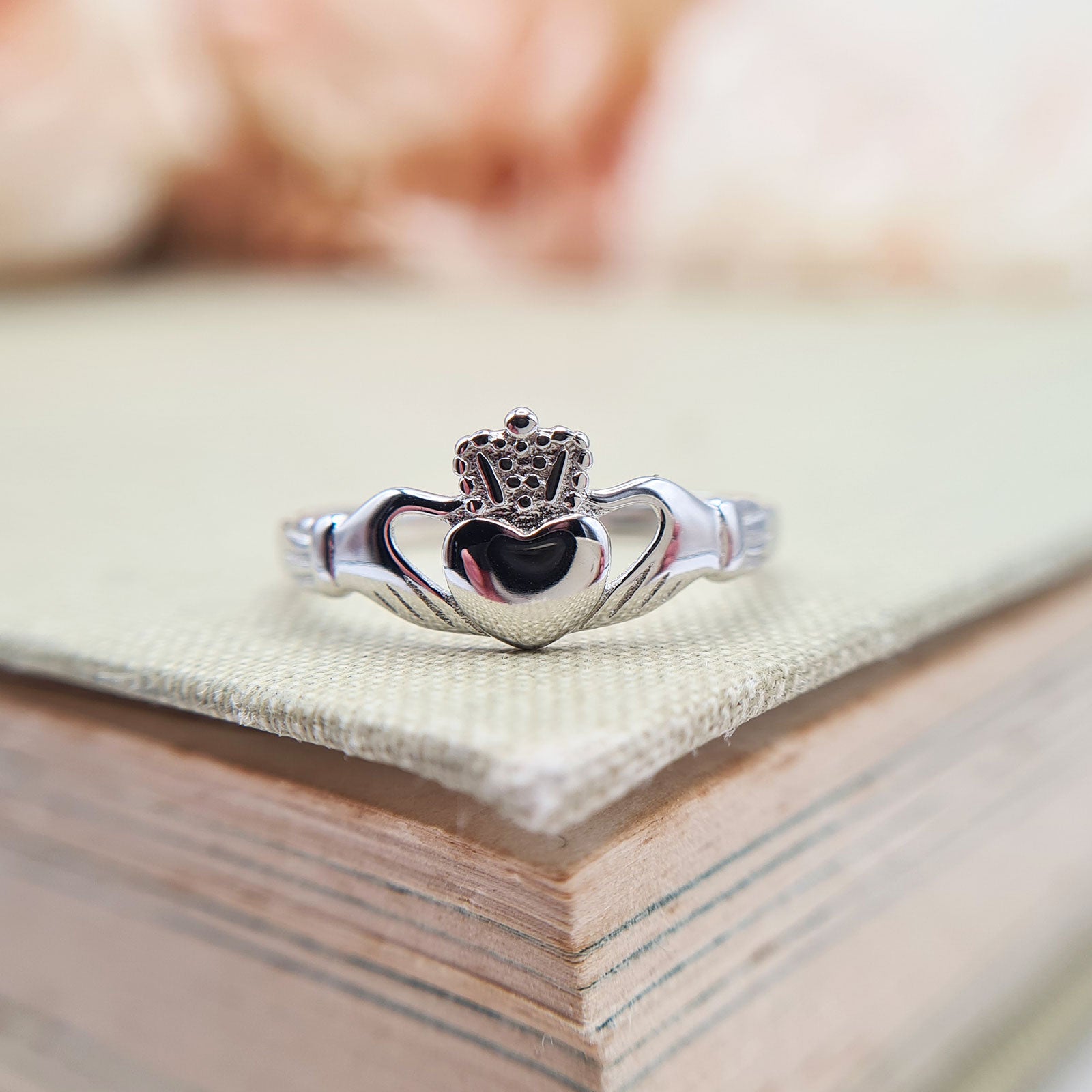 thumbnail image 2 of Irish Flag & Celtic Shamrock 925 Sterling Silver Ring – Fine Heritage Jewelry By Beach Life Treasures 2 of 5