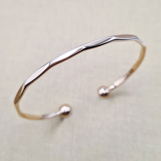 ladies gold bangle