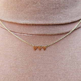 pretty gold heart pendant on chain