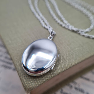 locket pendant hallmarked on the reverse