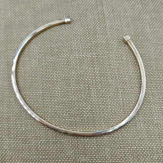 Women's Square Wire Torque Bangle
