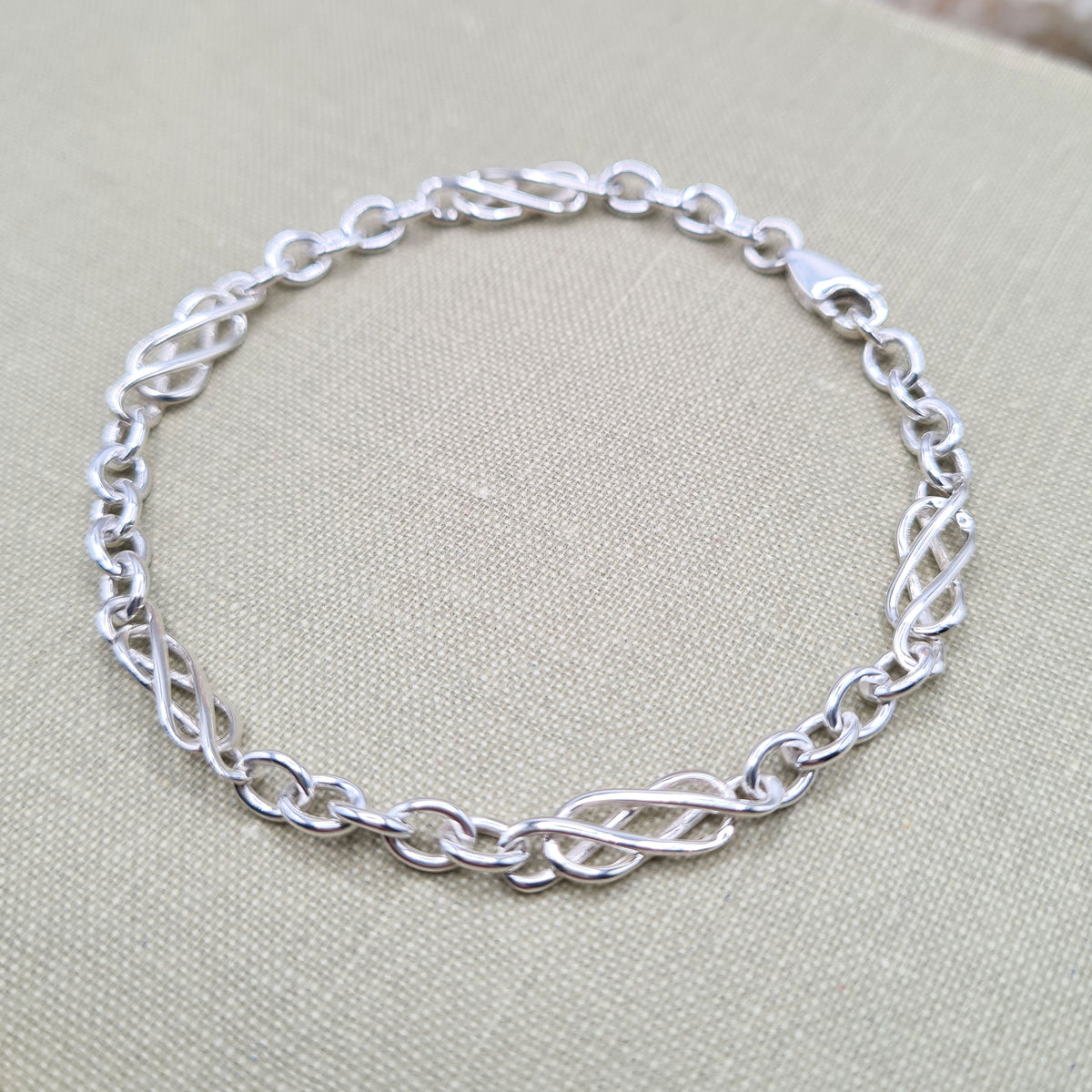 women&#39;s silver celtic bracelet