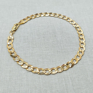 flat curb chain bracelet in solid 9K gold