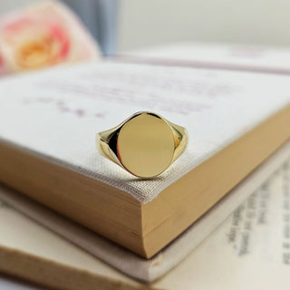 men's heavy gold signet ring