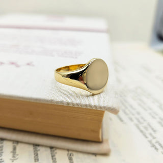 another view of gold signet ring for man