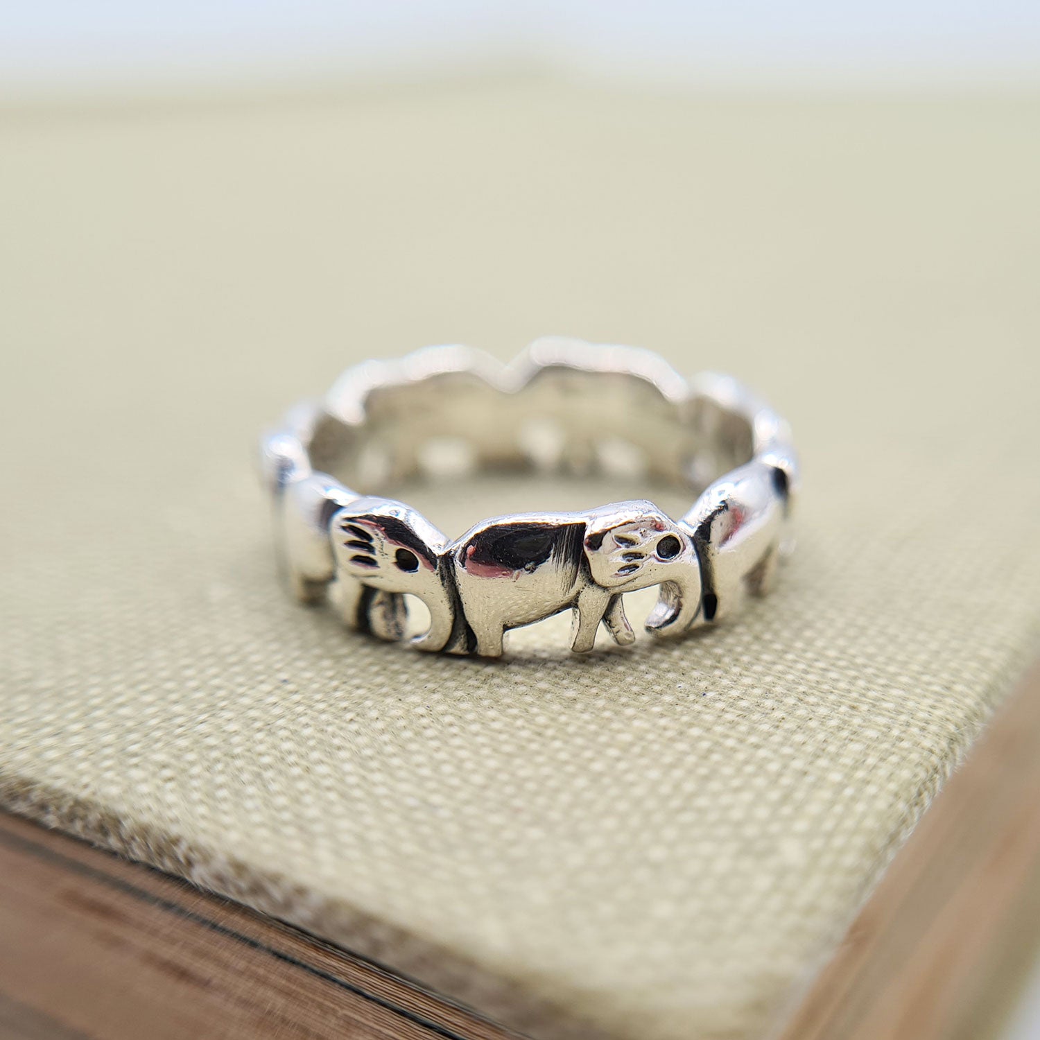solid silver elephant ring