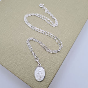 miraculous pendant and chain in silver