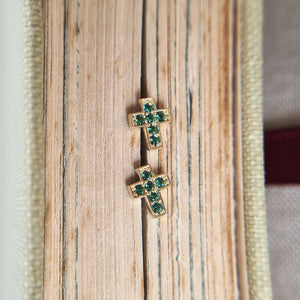small emerald earrings