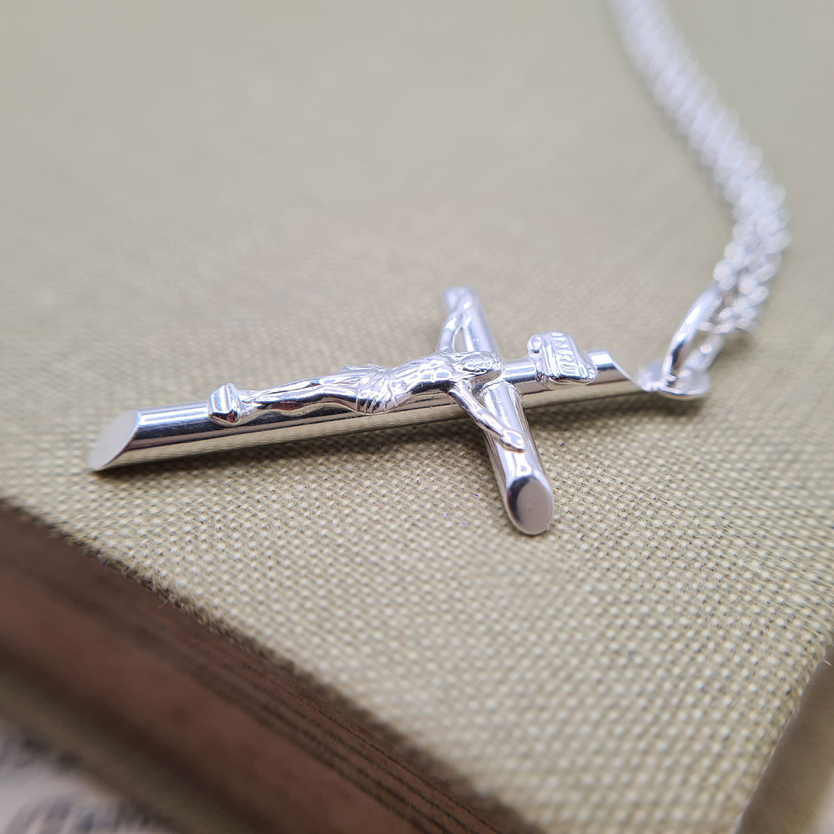 Mens sterling silver on sale crucifix