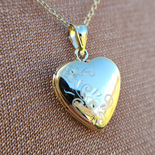 close up of 9ct gold heart locket