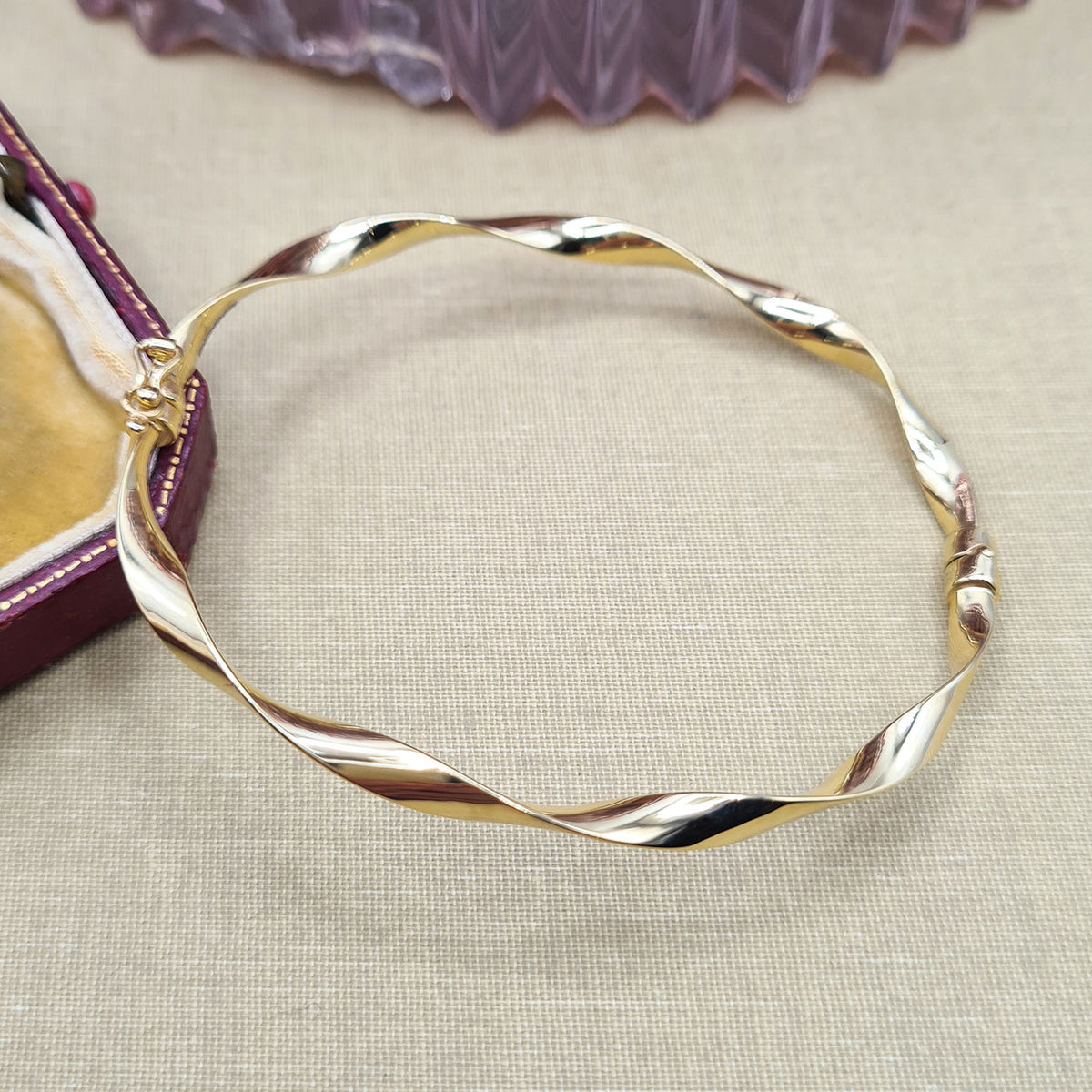 9ct yellow gold twisted bangle for women