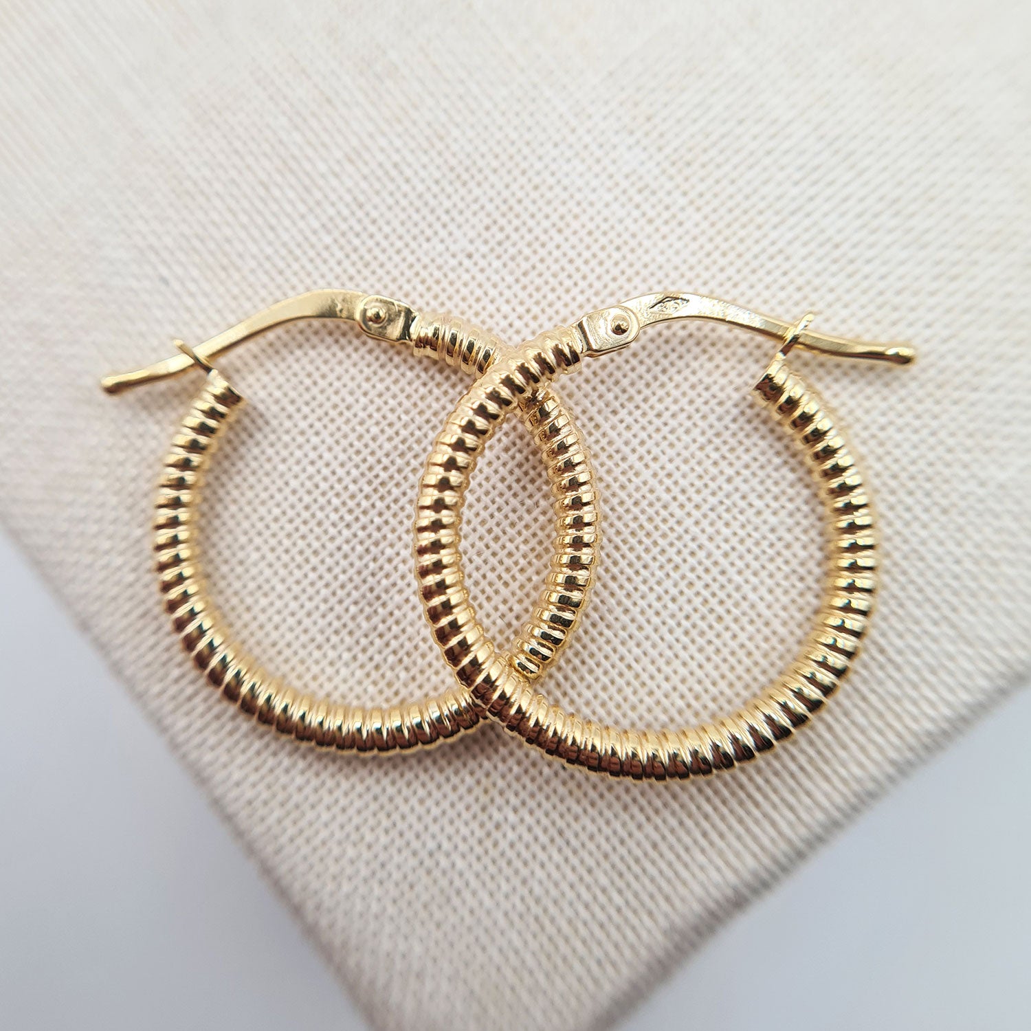 Small 9ct Gold Ribbed Hoop Earrings Lightweight Elegant