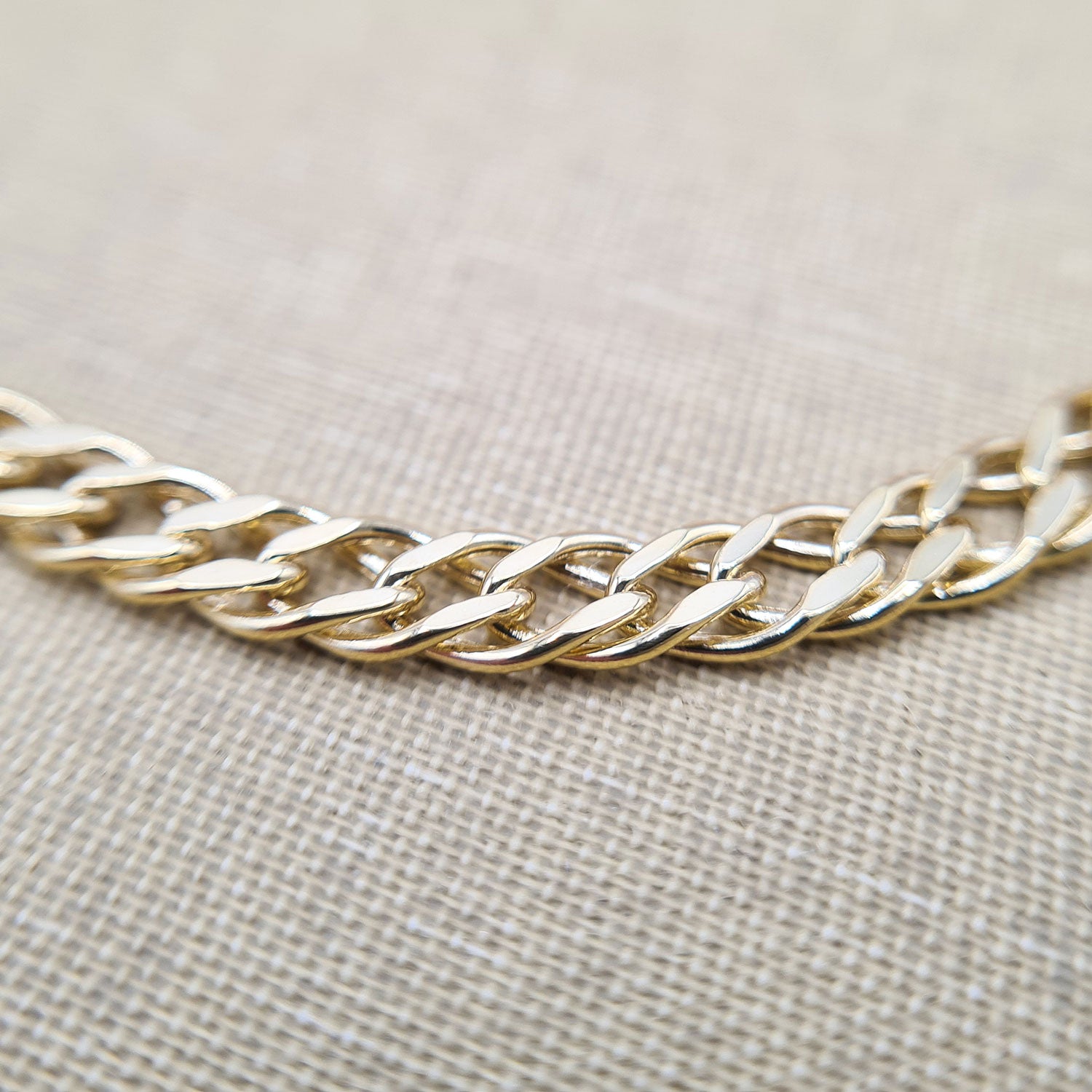 another view of the double curb links in the bracelet