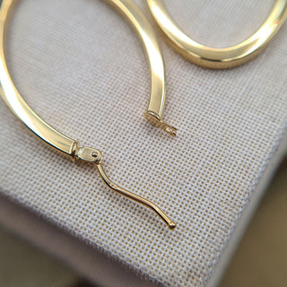 leverback fitting on our oval hoop earrings