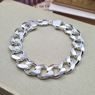 another view of heavy curb bracelet