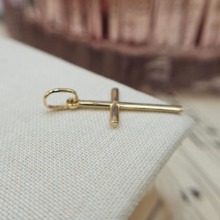small gold cross for ladies