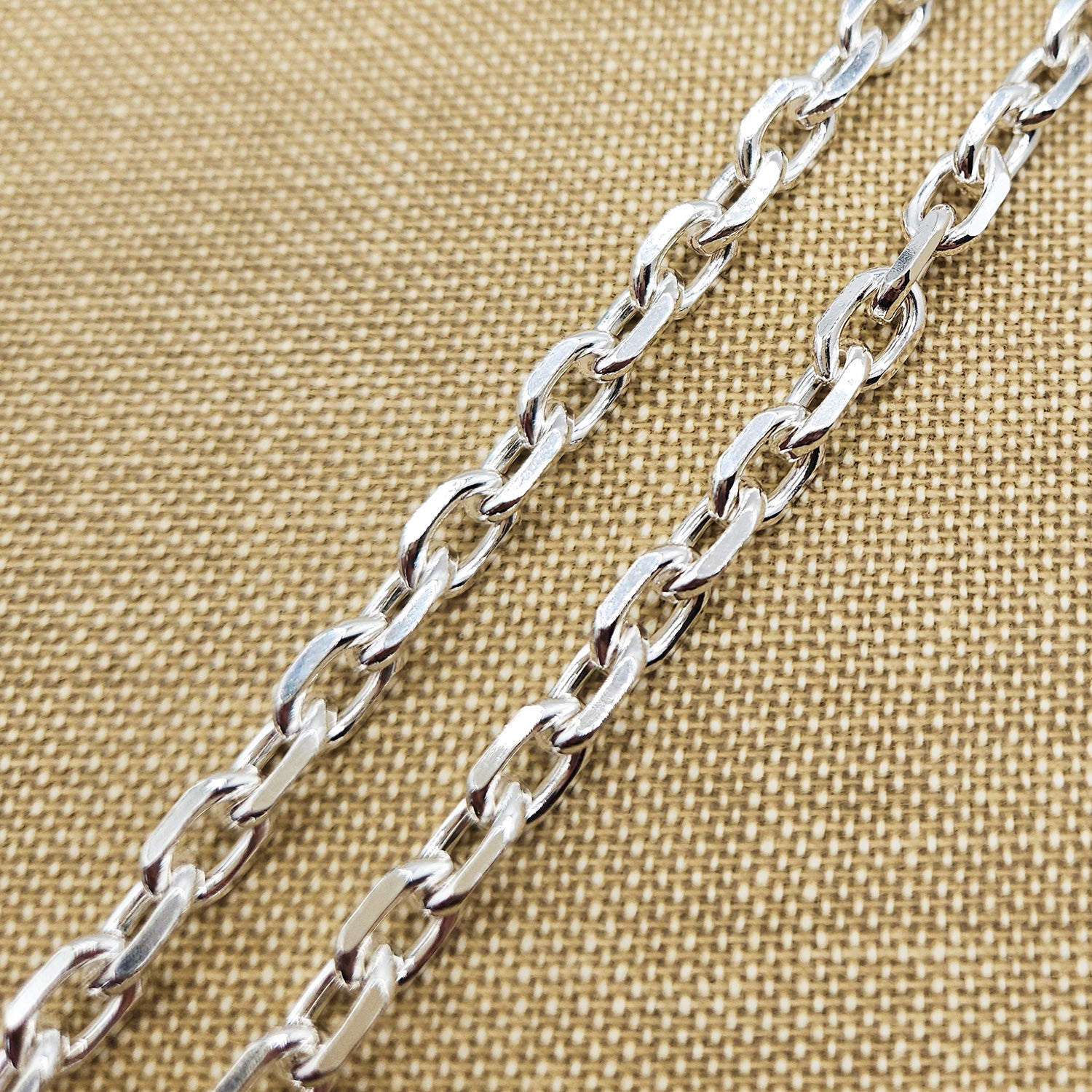 Lot - Solid sterling silver belcher link necklace, 170-370 Lot - Solid sterling silver belcher link necklace, 170-370