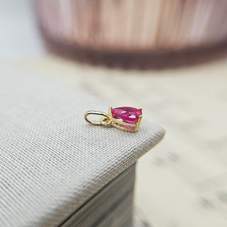 pear shaped charm in solid 9ct gold