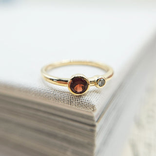 toi et moi ring in 9ct gold