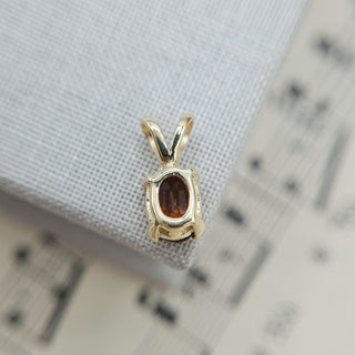dainty 9ct gold oval citrine charm pendant