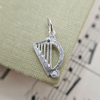 Small Silver Irish Harp Charm Pendant 