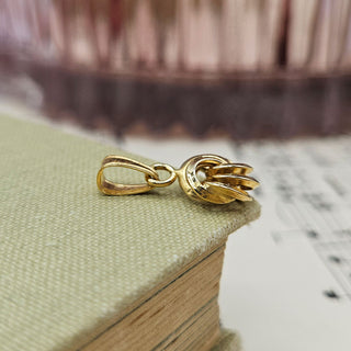 Gold Openwork Knot Pendant