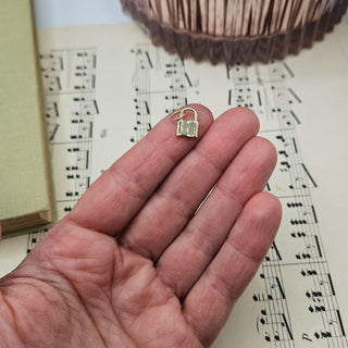 Dainty Gold Padlock Pendant