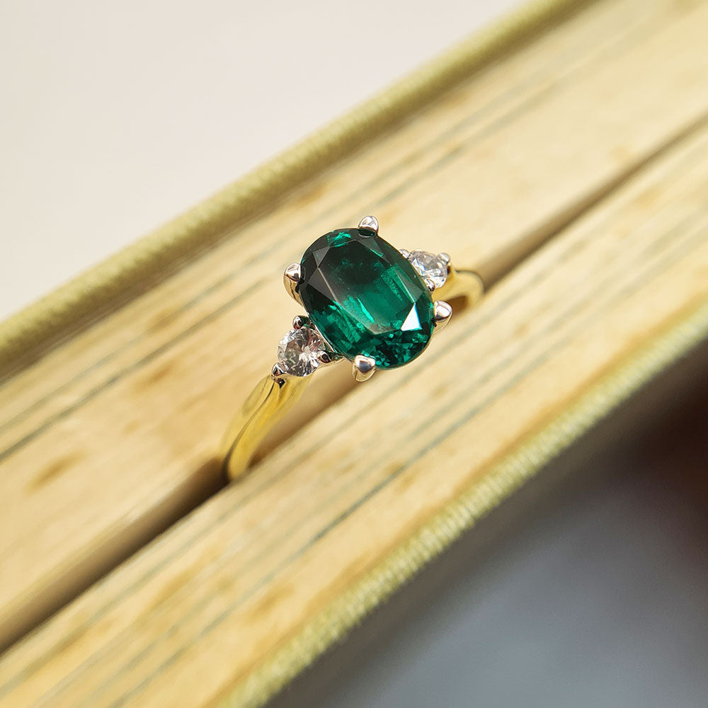 synthetic oval emerald ring