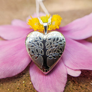 beautiful engraved silver locket and chain
