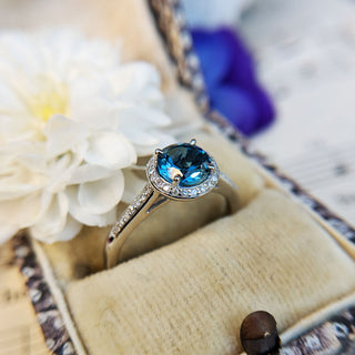 london blue topaz ring in white gold