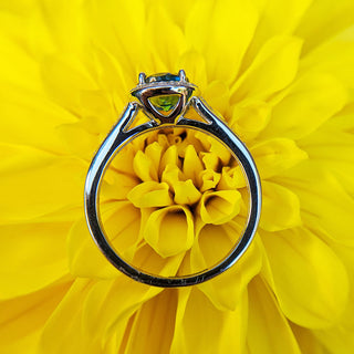 side profile of topaz gold ring