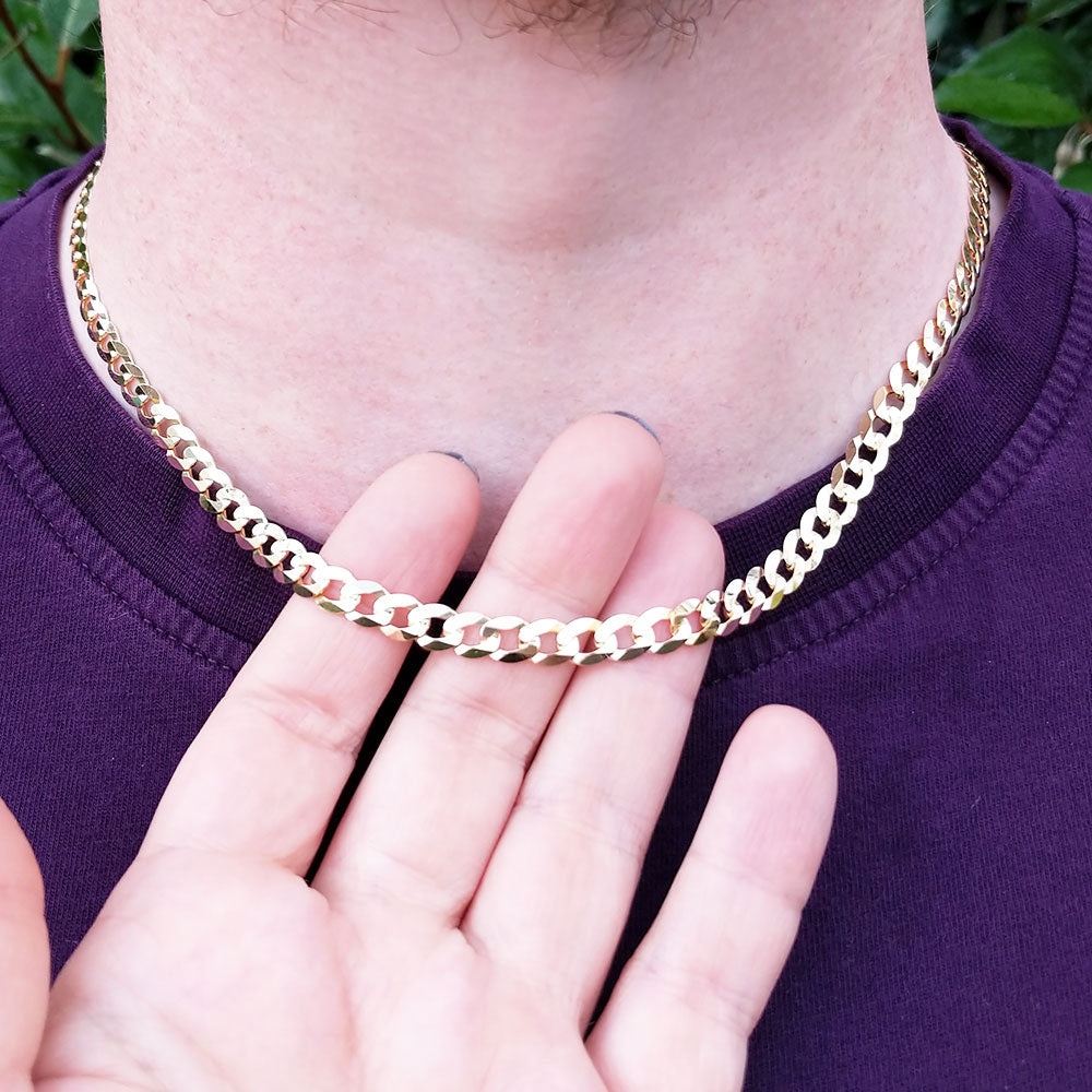 men's curb chain on neck
