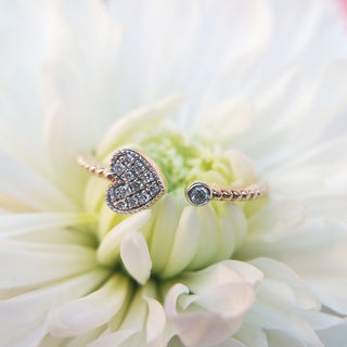 gold diamond heart ring