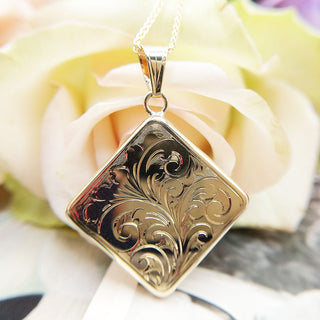 sold gold make in Britain locket