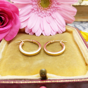 women's small gold hoop earrings