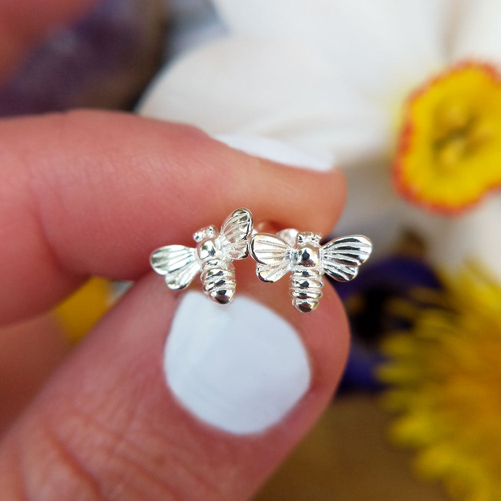 women's silver bee earrings