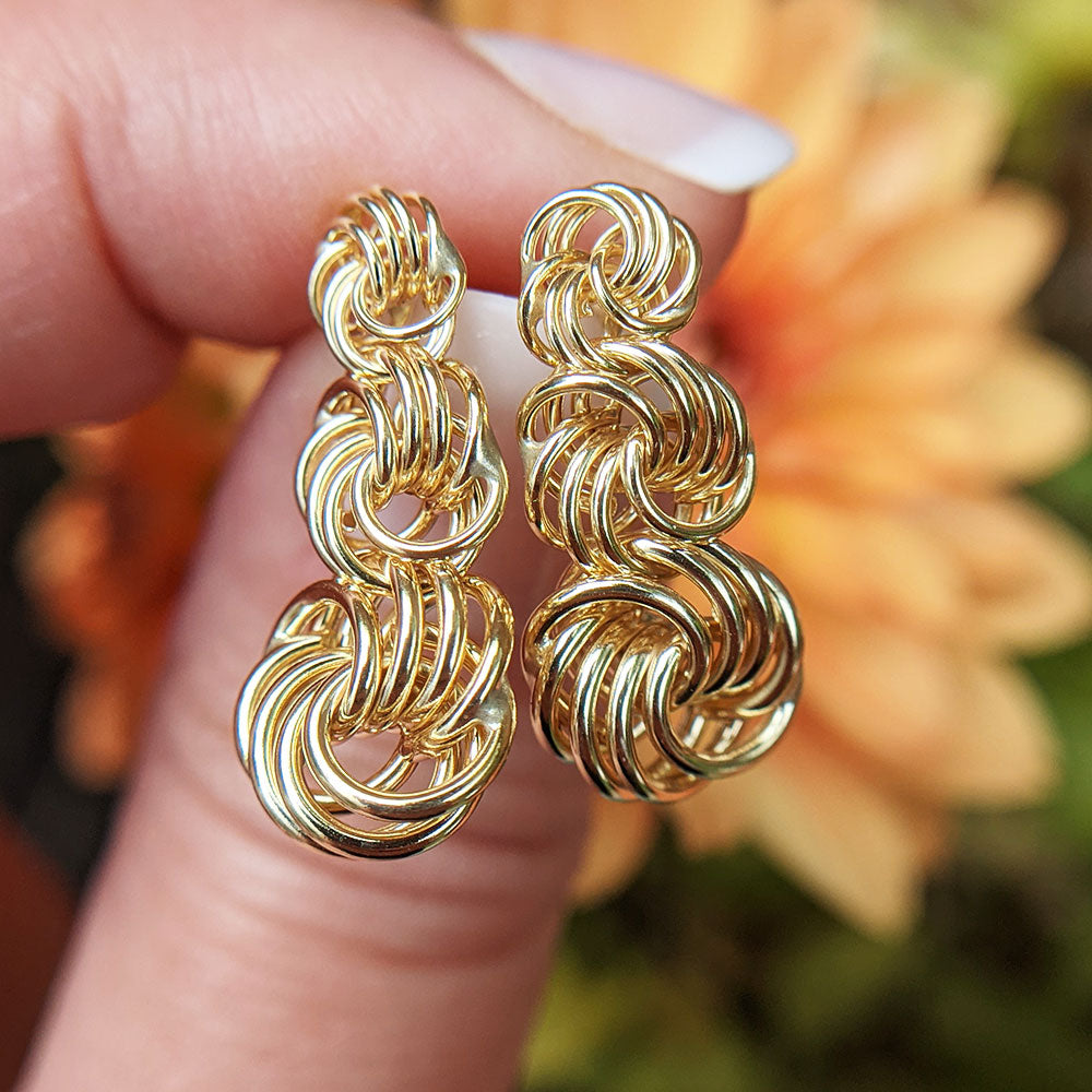 women&#39;s gold knot drop earrings