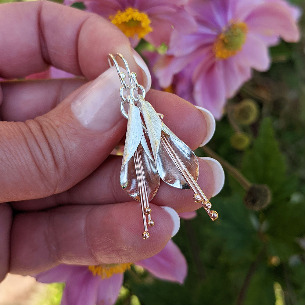 women's floral dangle earrings in 925 silver