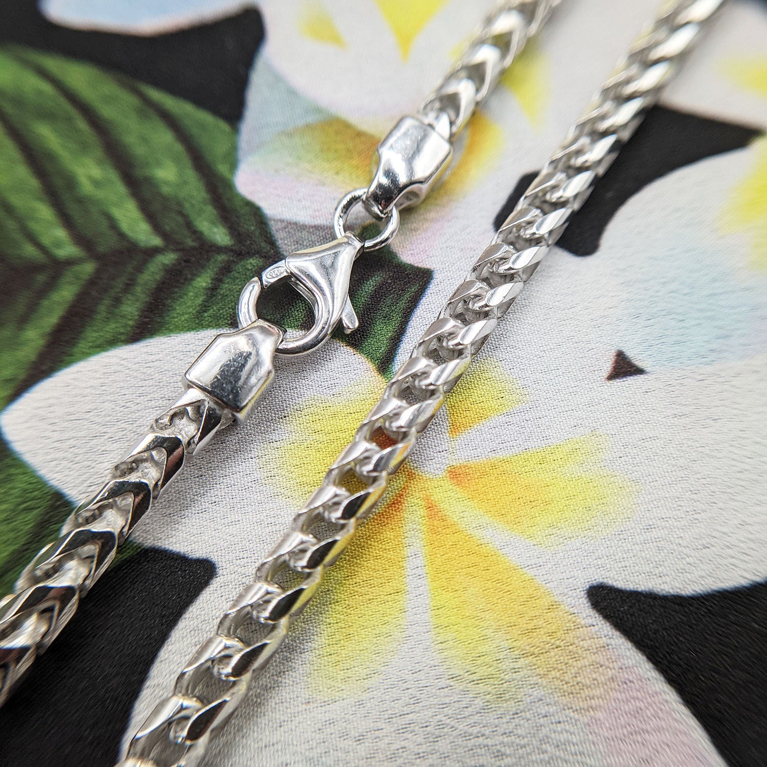close up of franco links on sterling silver chain